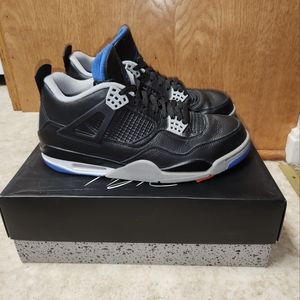 Jordan 4 Sneakers